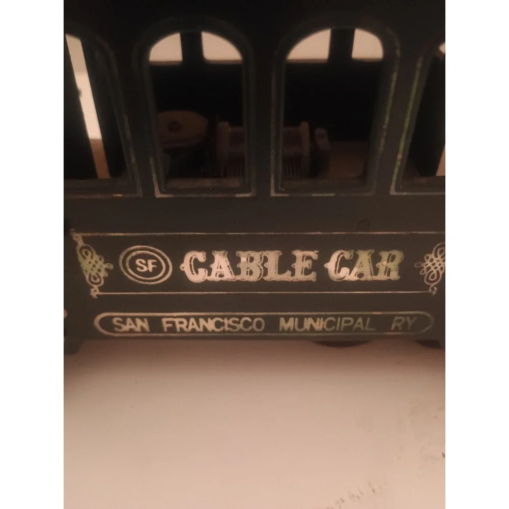 Vintage Powell & Hyde Sts San Francisco Cable Car Wind Up Musical Box Car